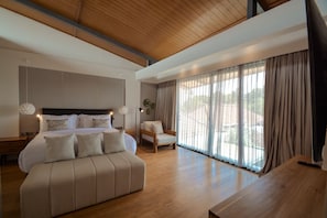 3 bedrooms, in-room safe, free WiFi, bed sheets