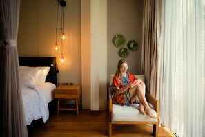 3 bedrooms, in-room safe, free WiFi, bed sheets