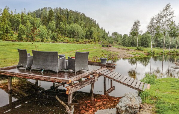 Property grounds - 3 bedroom lovely home in Nord-Statland (Nord-Statland)