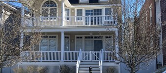 4BR - 3 Bath /9th & Central