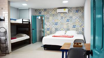 1 chambre, couette en duvet d'oie, rideaux occultants, Wi-Fi gratuit