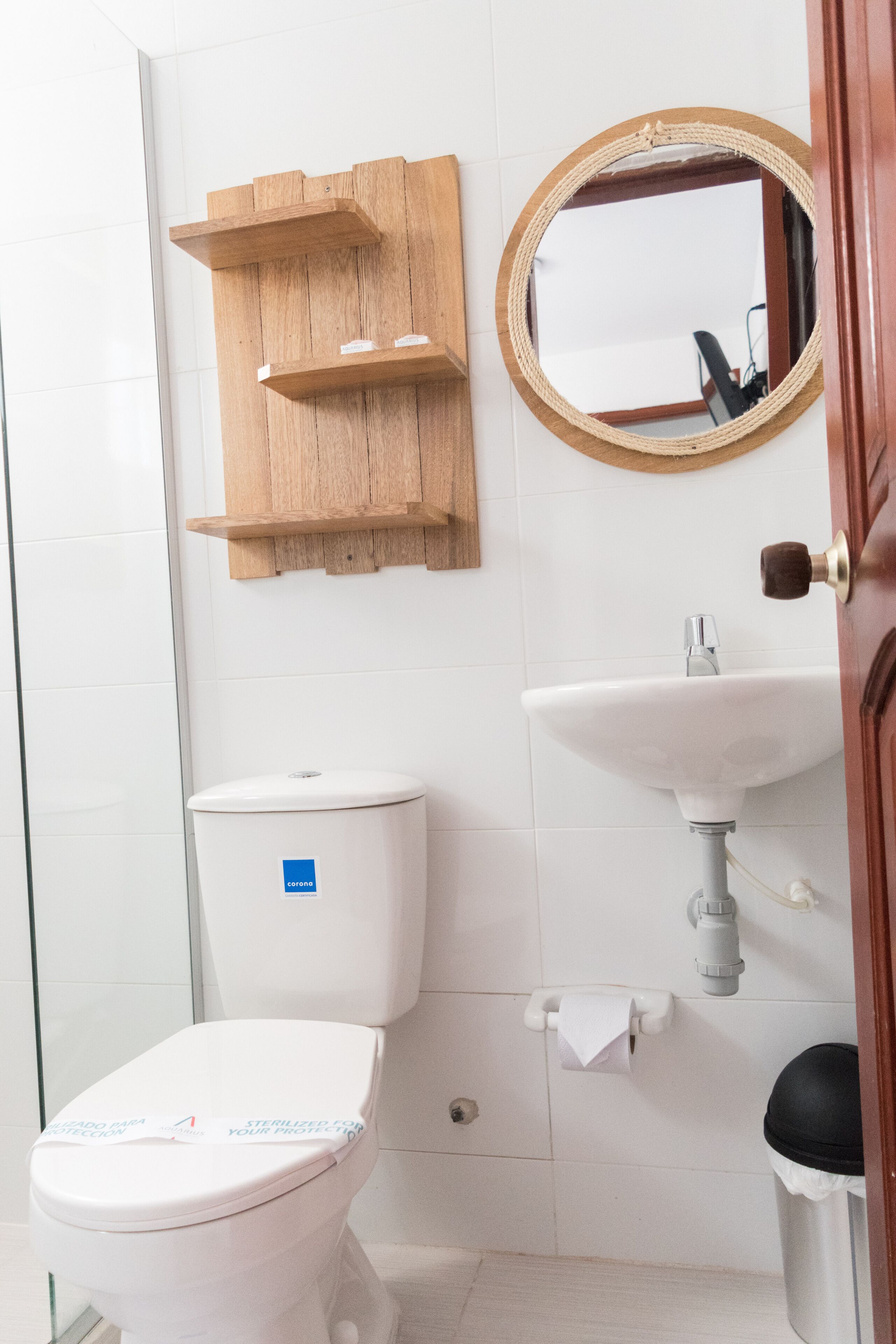 classic twin room | bathroom | shower, towels, soap, shampoo