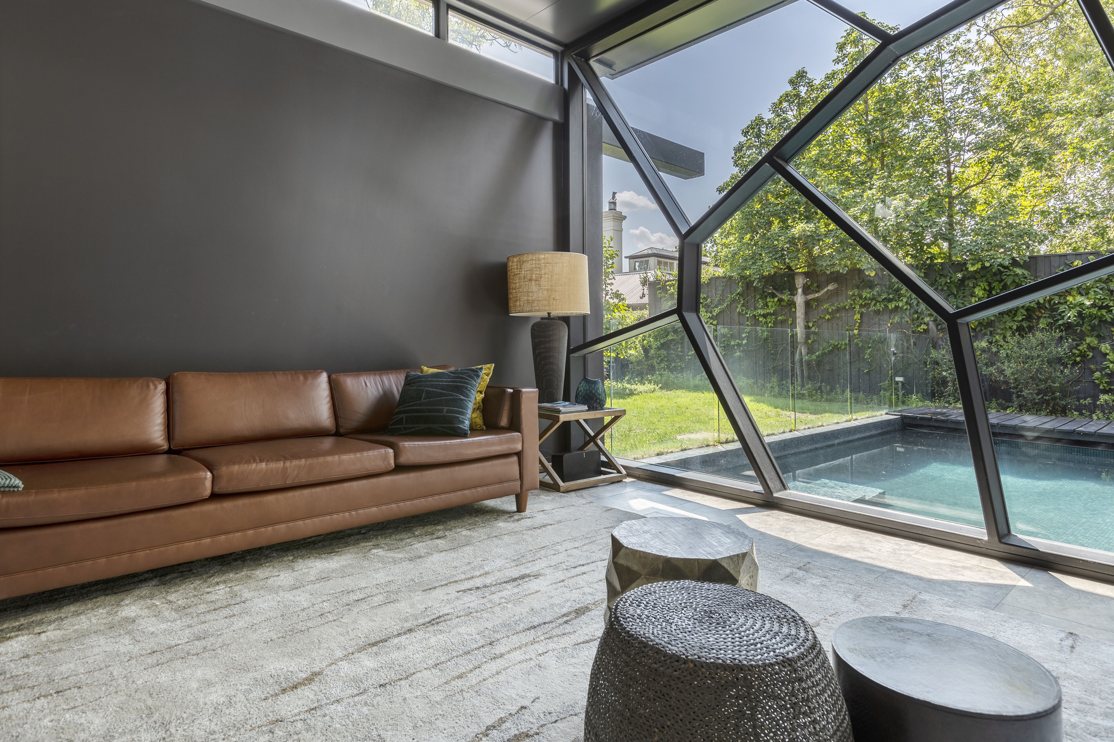 Architectural Luxury Home - Premier location in Hawthorn — image 7