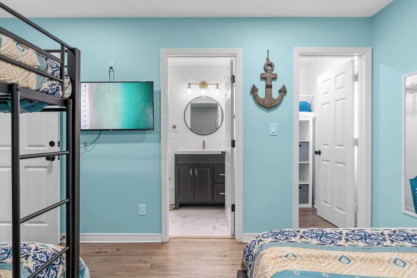 4 bedrooms, iron/ironing board, travel crib, free WiFi