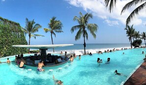 Outdoor pool, sun loungers