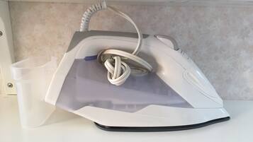 Room (/9) | Room amenity