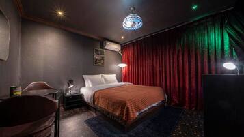 Mongkok Deluxe | Soundproofing, free WiFi