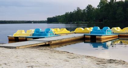 Cozy Resort Home. Pet-Friendly!