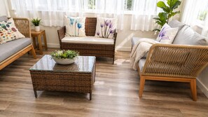 Smart TV, fireplace, video games, books