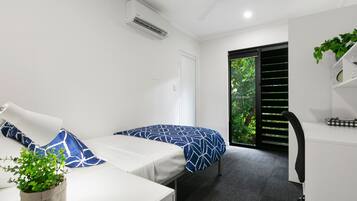 Comfort Single Room | Desk, laptop workspace, WiFi (free), individually furnished