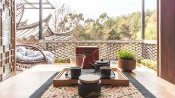 Comfort Room, Garden View/(Mainland-Chinese Citizen Only) | Desk, free WiFi