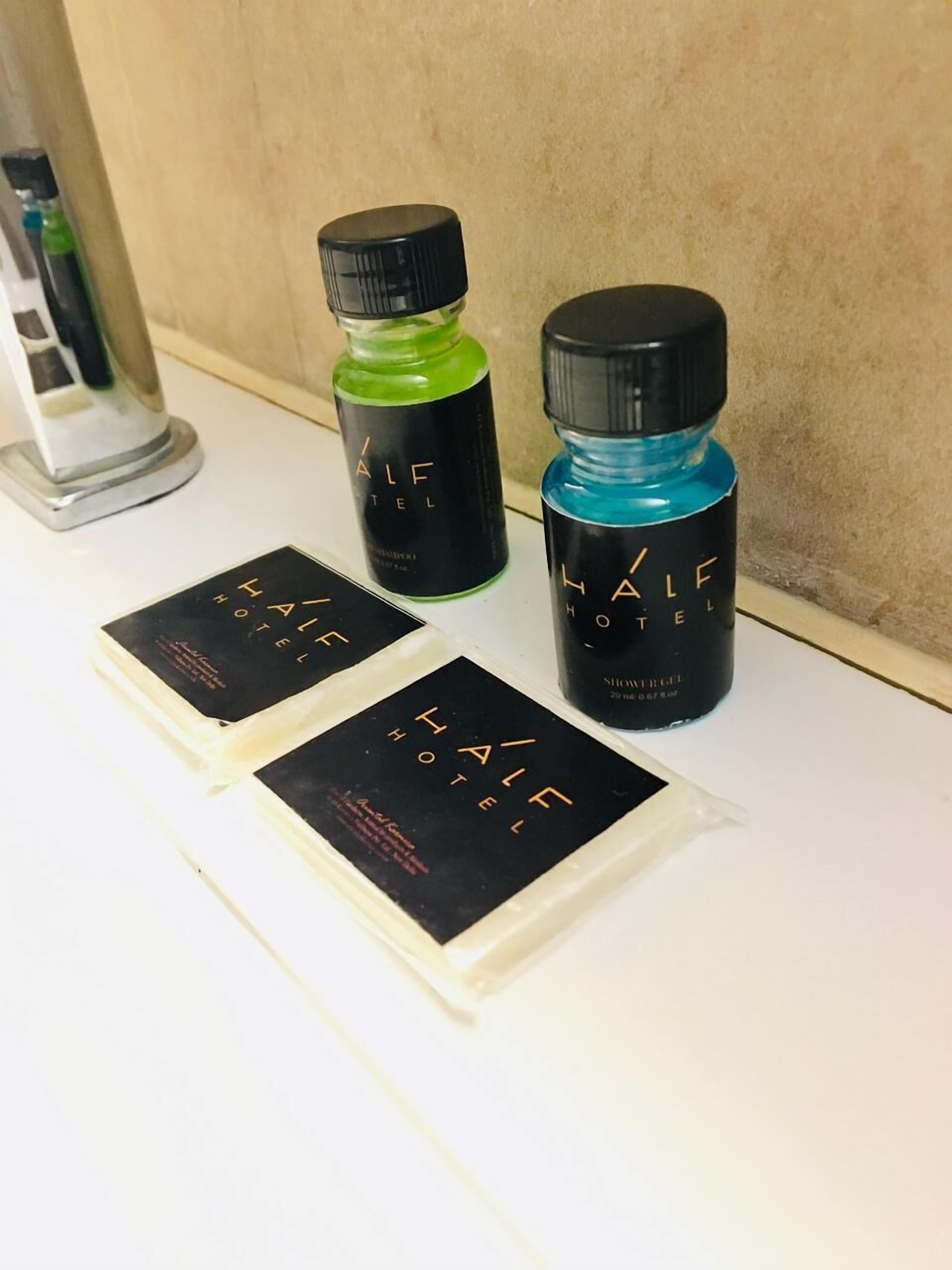 Photo - HALF Hotel, Calangute