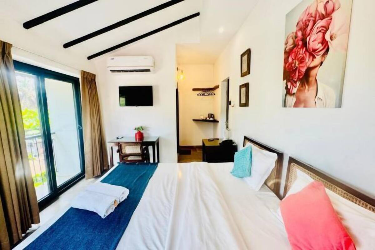 1 bedroom, in-room safe, individually decorated, individually furnished