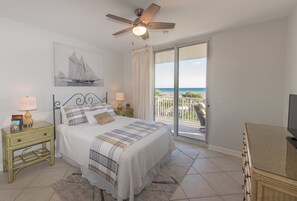 3 室のベッドルーム、アイロン / アイロン台、WiFi、ベッドシーツ