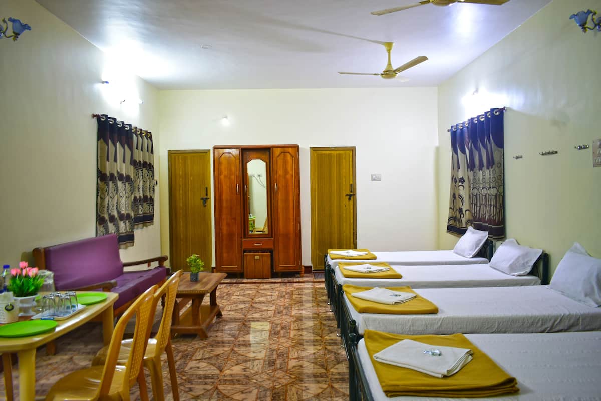 Premium Five Bed Room