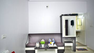 Superior-Zimmer | Wohnbereich | Flachbildfernseher