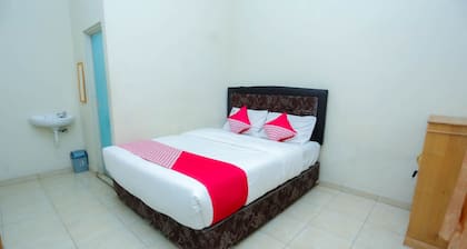 OYO 2692 Penginapan Mba Ros