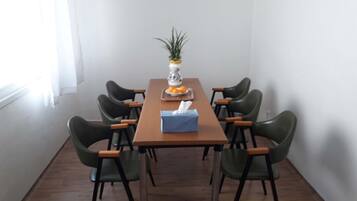Restauration dans la chambre
