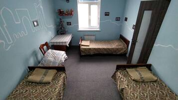 2 Schlafzimmer, schallisolierte Zimmer, Bügeleisen/Bügelbrett, WLAN