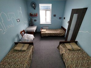 2 habitaciones, insonorización, tabla de planchar con plancha y wifi