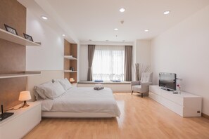 2 bedrooms, desk, iron/ironing board, free WiFi - Asok Terminal 21 2BR@BTS/MRT Pool/Netflix 市中心购物中心(A) (Bangkok)