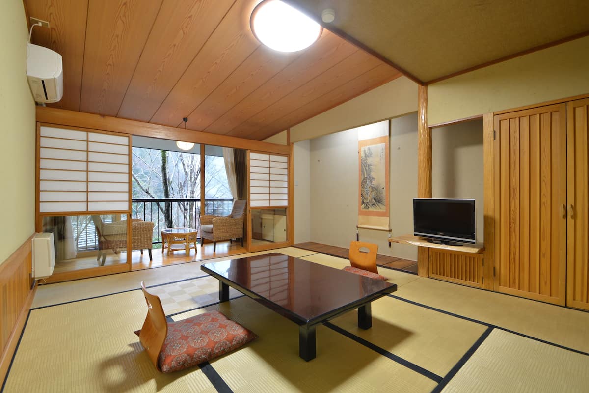 Riverside Room (No River View) Run of House, Shared Bathroom - Main Building 2F | 1 bedroom, in-room safe, free WiFi, bed sheets