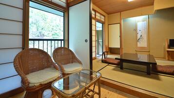 Japanese Style Room for 2 Guests, Mountainside, Shared Bathroom - Main Building 2F | In-room safe, free WiFi, bed sheets