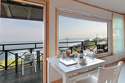 Namhae Lumiere Pension