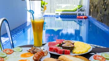 Daily local cuisine breakfast (VND 50000 per person)