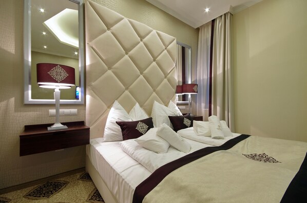 Minibar, coffres-forts dans les chambres, ameublement personnalisé