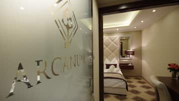 Superior Room | Minibar, in-room safe, individually furnished, desk