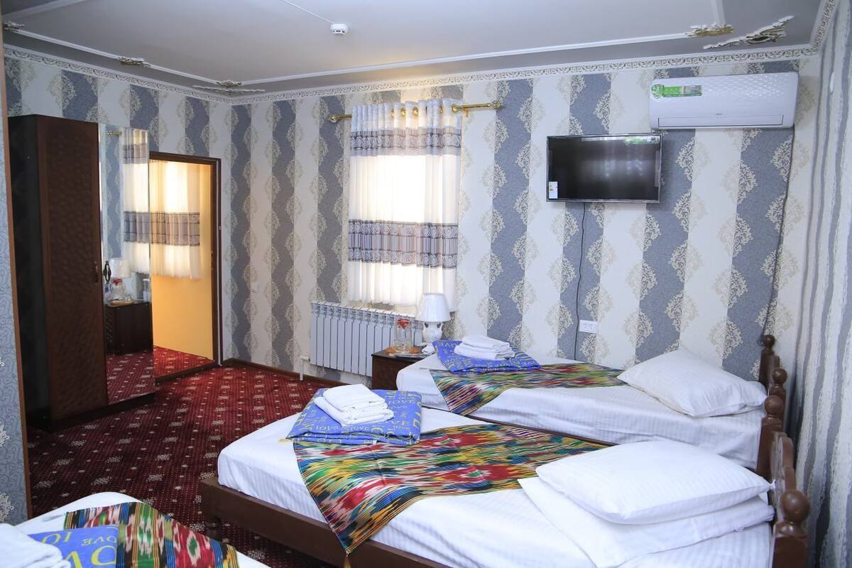 Comfort Twin Room | Iron/ironing board, WiFi (free), bed sheets