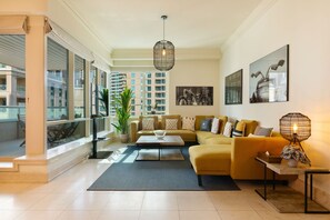 Apartment, 2 Bedrooms | Living room