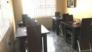 Daily continental breakfast for a fee - E-Apartments (Lagos)