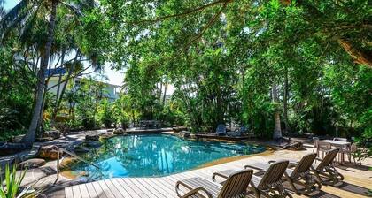 Bienvenue au Poinciana Lodge 111