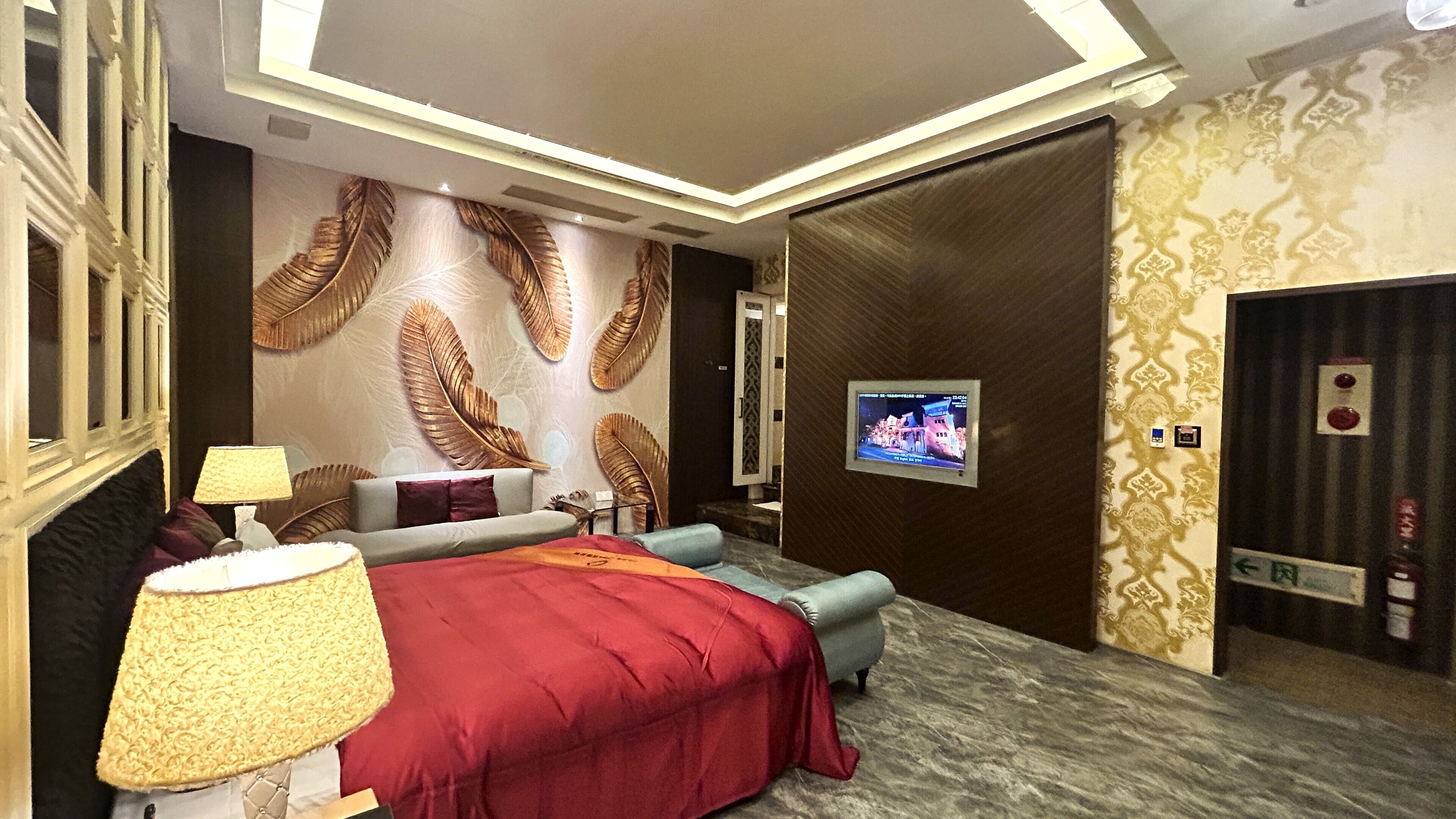 minibar, blackout curtains, soundproofing, free wifi