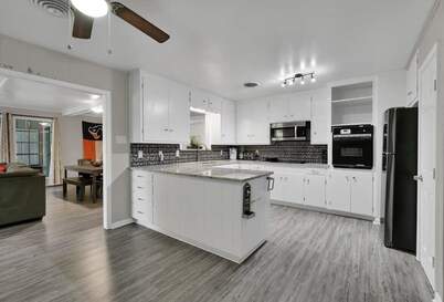 Retiro de Piney Woods | Mesa de ping pong | Por Sam Houston State University