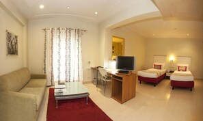 Deluxe Room | Desk, laptop workspace, blackout curtains, soundproofing - Avalon Courtyard (New Delhi)