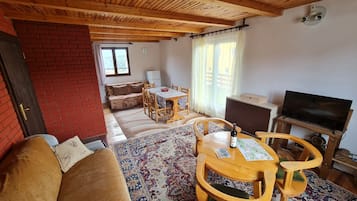Family Apartment | Living area | TV