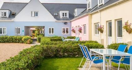 Beautiful 4* Self-Catering, by Stunning Cliffs & Bays