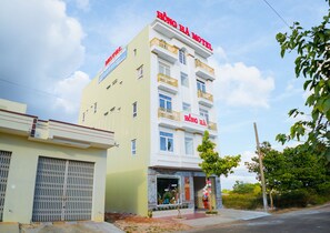 Front of property - Hong Ha Hotel (Pleiku)