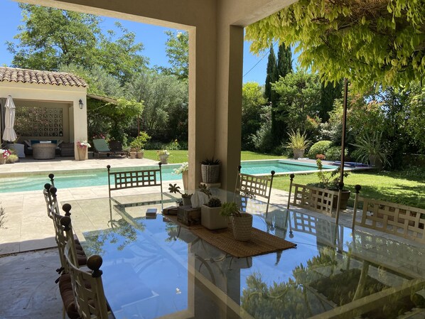 Piscine extérieure, piscine chauffée