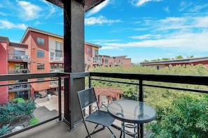 View from property - Playa Del Sol Retreat 550 | Pool + Hot Tub | Sleeps 6 (Kelowna)