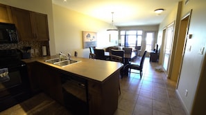 Oven, stovetop, dishwasher, blender