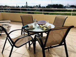 Outdoor dining - First floor apartment with an expansive sun drenched balcony ............. (Ayia Napa)