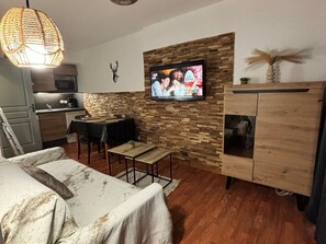 1 bedroom, free WiFi