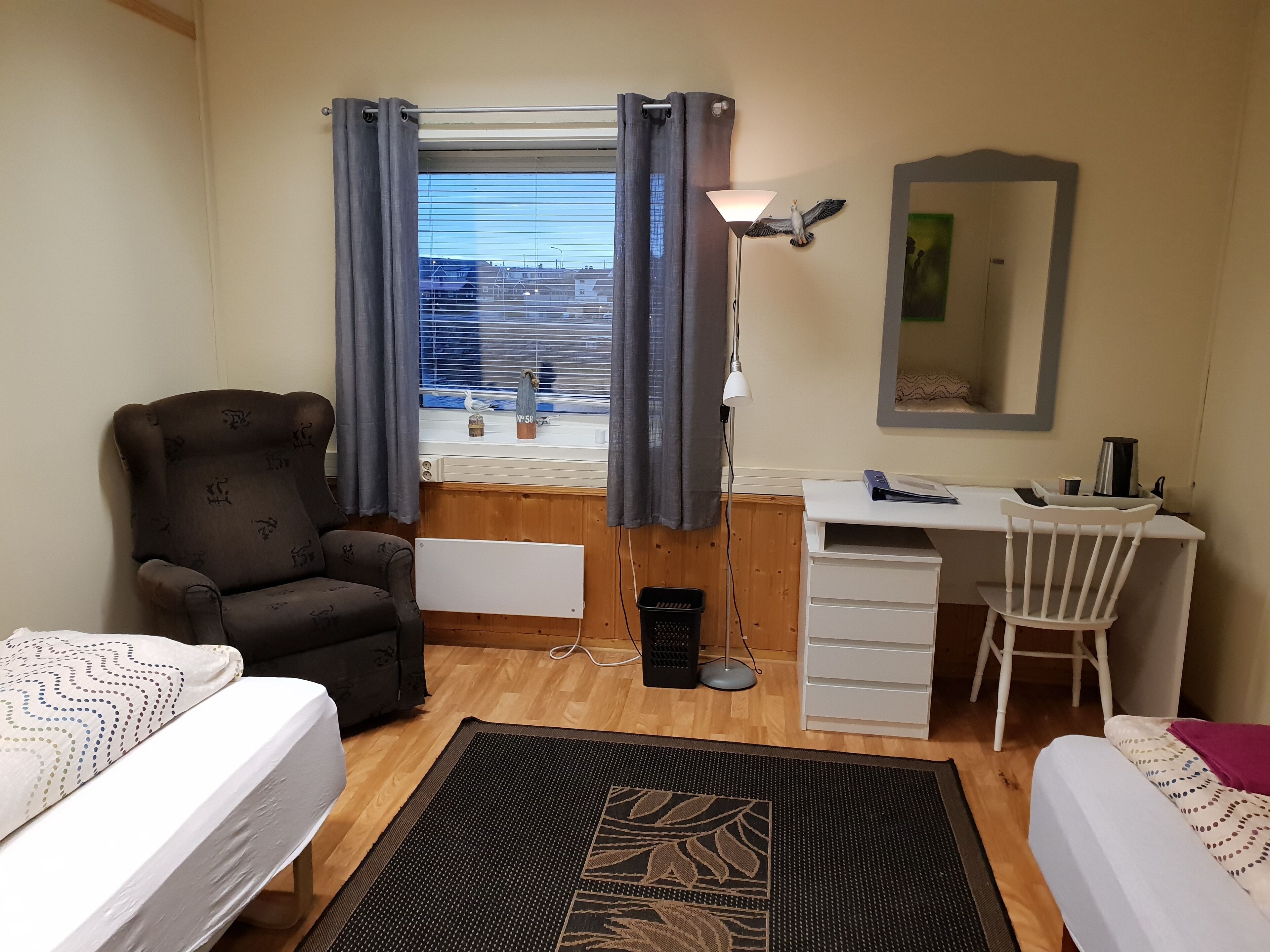 Traditional Twin Room, Shared Bathroom | Desk, free WiFi, bed sheets