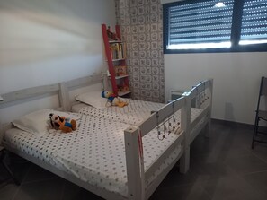 2 Schlafzimmer, Bügeleisen/Bügelbrett, kostenloses WLAN, Bettwäsche