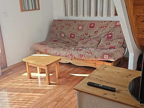 3-room chalet, 6 pers., terrace, pets and parking