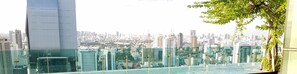 Outdoor pool - Amazing Pool SIAM & Rachathewi 5Min BTS Wifi美丽的游泳池 (Bangkok)